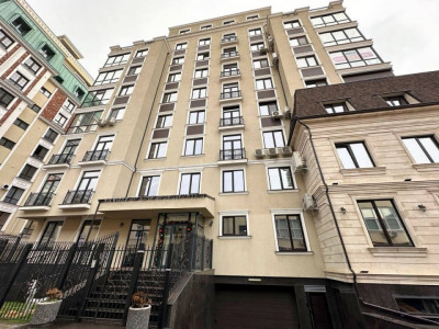 Apartament cu 2 camere și living, Old Town Residence, Centrul istoric, Chisinău.