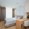 Newton House Ioana Radu, apartament cu 3 camere și living, complet mobilat.  thumb 12