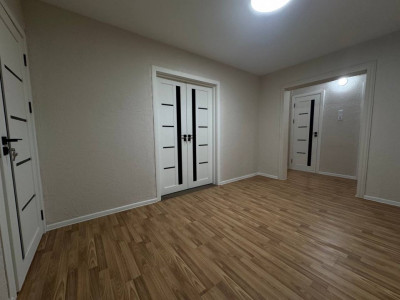Apartament cu 3 camere separate, seria 143, Râșcani, Tudor Vladimirescu.  
