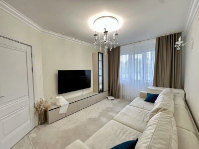 Botanica, str. Teilor 9/1, vizavi de Pretură, apartament cu 2 camere, reparație.