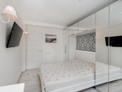 Apartament cu 2 camere + garaj subteran, Centru, Ion Casian Suruceanu.