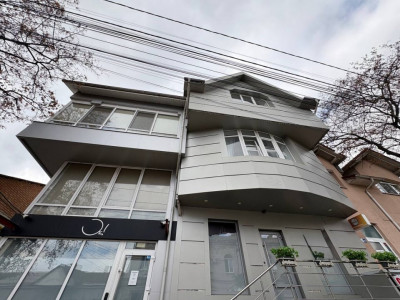 Коммерческое помещение в 3 уровня! Центр, улица Колумна!