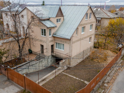 Duplex de vânzare în sect. Buiucani, str. Alexandru Donici, langă Dendrariu.