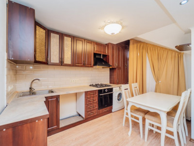 Просторная 2-комнатная квартира с гостиной – Гратиешты, ул. Сфынта Треиме