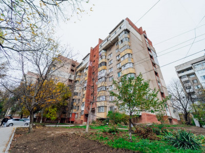 Apartament modern cu 3 odăi separate – Botanica, str.Cetatea Albă (lângă Jambo)