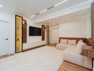 Продаётся роскошная 2-комнатная квартира на Телецентре, Кишинёв