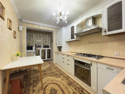 Сдается в аренду квартира с 3 комнатами, Cuza Vodă 18/2, новострой, AMIC.