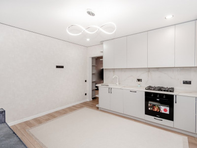 Apartament cu 2 camere spre închiriere, Buiucani, șos. Balcani