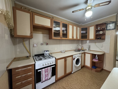 2-комнатная квартира в аренду, Буюканы, ул. Парис.