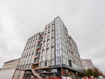 Apartament de vanzare cu 2 camere + living, Burebista, Carpeni.