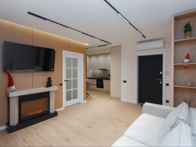 Exfactor aprtament cu 3 camere și living pardosea caldă full mobilat cu tehnică 