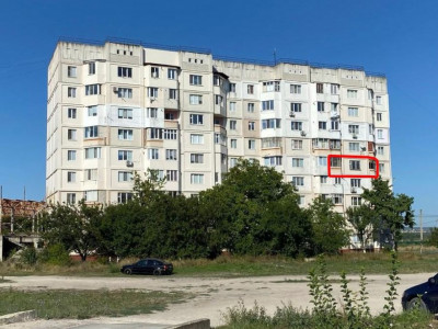 Apartament 2 camere Ialoveni (pentru reparatie)