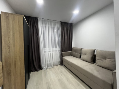 Garsonieră lingă Toamnă de aur 