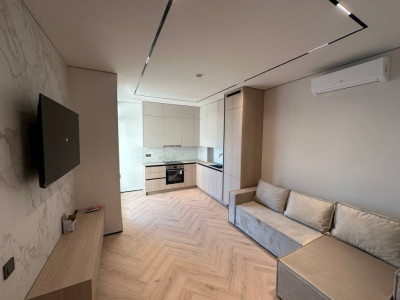 Продажа квартиры с 2 спальнями и гостиной, Рышкановка, Чиркулуй.