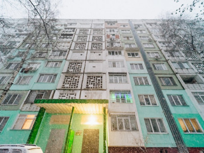 Vanzare apartament cu 3 camere, Botanica, str. Cetatea Albă.