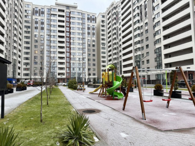 2-комнатная квартира с гостиной в 5 минутах от парка Valea Morilor