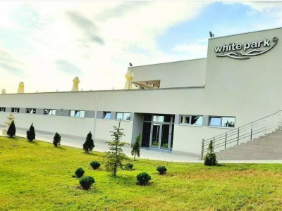 Zona de agrement cu piscine și foișoare, Afacere activă 