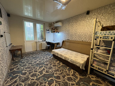 Rîșcani! Str. Florilor! Apartament cu o odaie! Seria Cehă! 