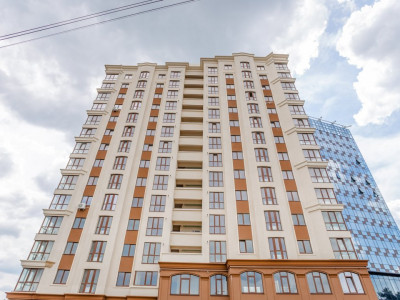 Apartament cu 3 camere în bloc nou, Centru, Ion Nistor.