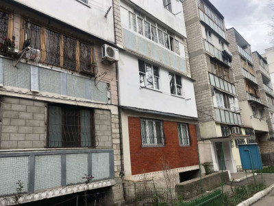 Decebal 2 odăi seria 102 EuroReparație!