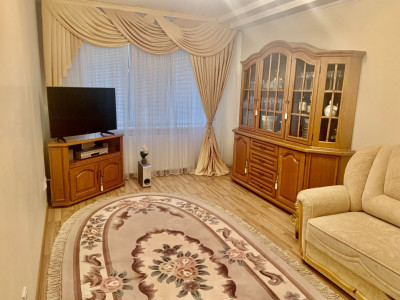 Apartament cu 3 odăi cu autonomă