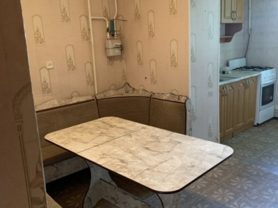 Apartament cu 3 camere Buiucani!