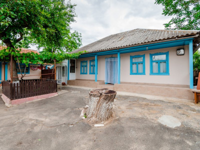 Vânzare casă în comuna Budești, 97 mp+ 14 ari.