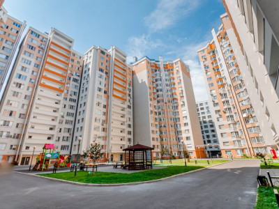 Apartament 2 camere, Centru, str. Melestiu lînga Valea Trandafirilor și MallDova