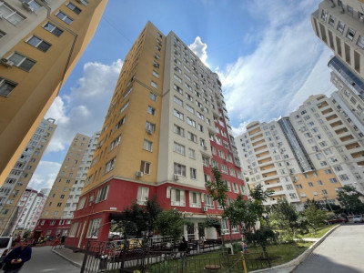 Vânzare apartament cu două odăi, bloc nou, Telecentru str. Nicolae Testemițanu.