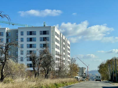 Vanzare apartament cu 3 camere bloc nou varianta alba Buiucani 74,94m2