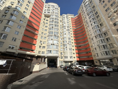 Apartament cu 2 camere+ living, str. N. Testemițanu lângă Kaufland!