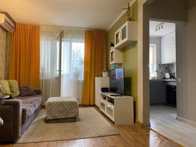 Apartament cu 2 camere+ living, Botanica, str. Hristo Botev!