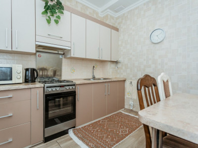 Chirie apartament cu 1 cameră+living, intrare separată, bloc nou, C. Vârnav! 