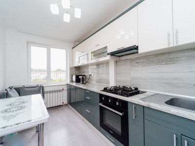Apartament cu 3 camere, seria 135, Râșcani, A. Doga, Manej, Medpark!