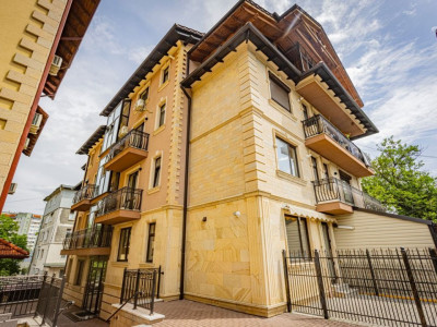 Apartament cu 2 camere, 100 mp, bloc nou, club house, Poșta Veche, Chișinău.