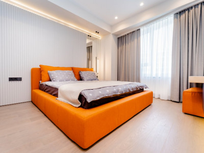 Chirie, apartament exclusiv cu 2 camere + living în complexul Oasis!