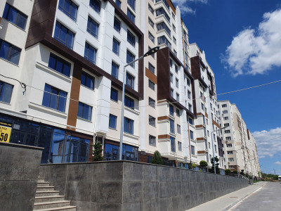 Ciocana, Mircea cel Bătrân, Basconslux, apartament cu 2 camere, variantă albă.
