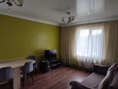 Vânzare apartament cu 2 camere+living, 56 mp, încălzire autonomă, Botanica.