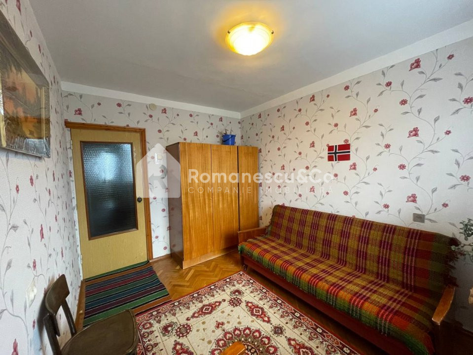 Vânzare apartament cu 3 camere, 80 mp, Botanica, Dacia. 11