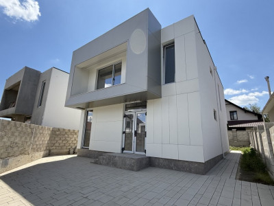 Продается дом в г. Дурлешты, новый район, 190м2, 3 сотки!
