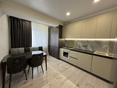 Apartament cu 2 camere + living, Mircea cel Bătrân 