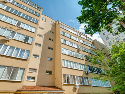Vanzare apartament cu 2 camere, 70 mp, Buiucani, Alba Iulia!