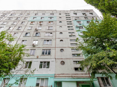 Botanica, Cuza Vodā, vizavi de parc! Apartament cu 3 camere, bilateral.
