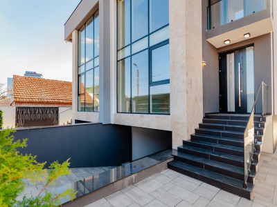 Duplex în centrul Capitalei 